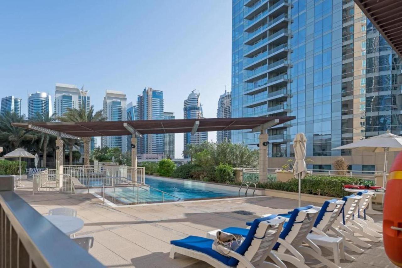 Maison Privee - Stunning Waterfront Apt With Marina View Nxt To Beach Dubai Ngoại thất bức ảnh